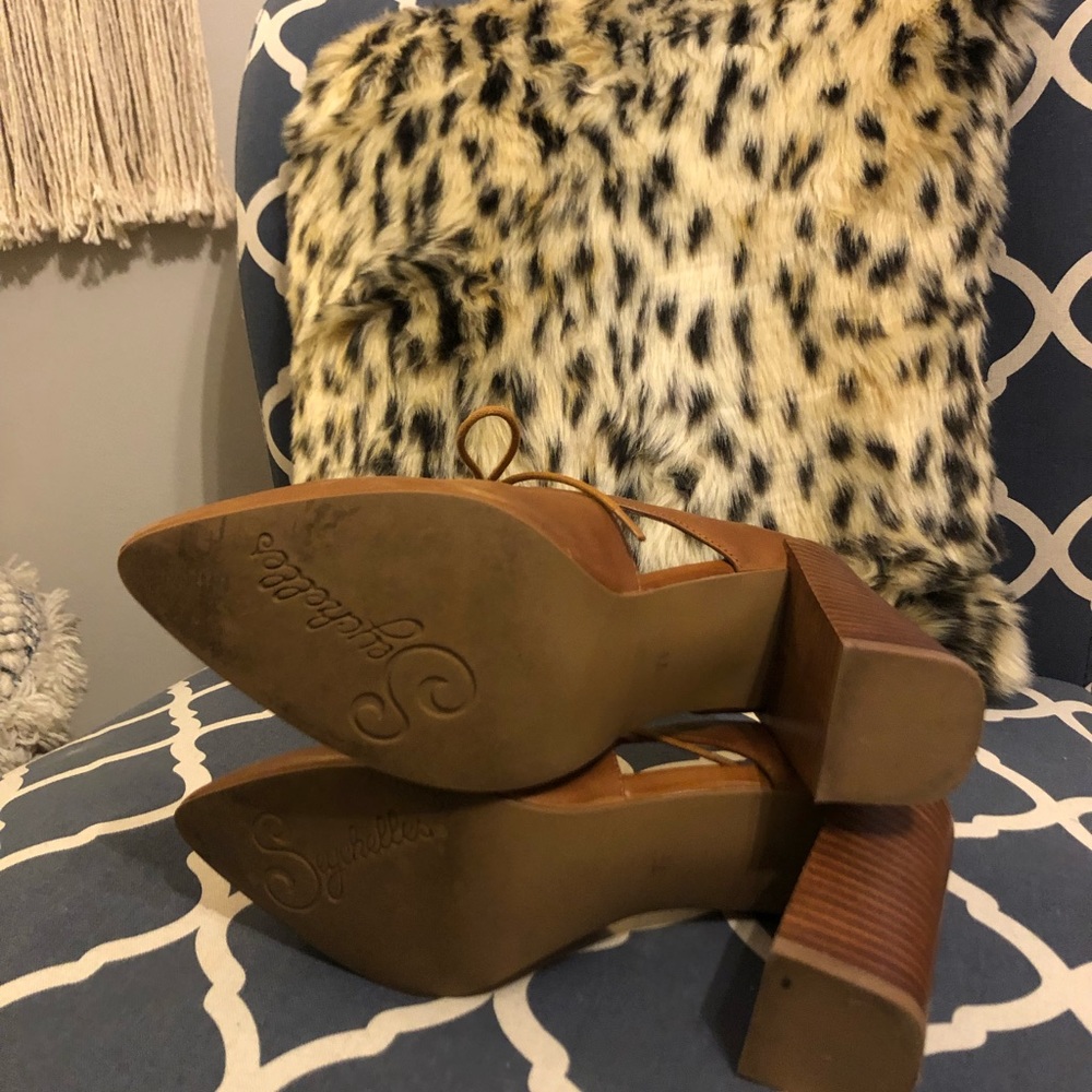 Anthropologie brown chunky heels - Picture 6 of 8